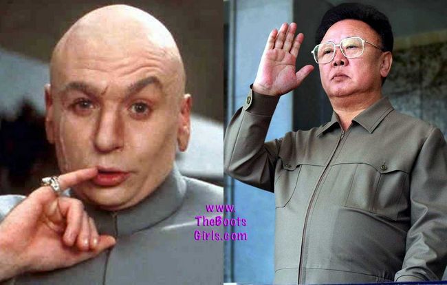 Dr. Evil afirma Corea del Norte y Sony están haciendo malas personas se ven mal, mientras que estrellarse SNL Photo
