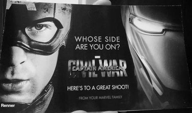 Jeremy Renner acciones Capitán América: el arte promocional guerra civil Photo