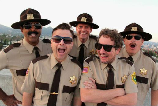 Comenzar a crecer el bigote, Super Troopers 2 está oficialmente en la producción! Photo